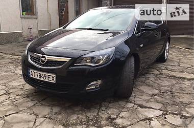 Хэтчбек Opel Astra 2012 в Ивано-Франковске