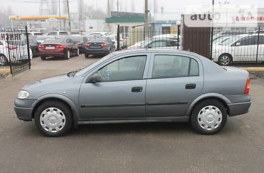 Седан Opel Astra 2005 в Николаеве