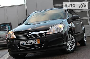 Универсал Opel Astra 2009 в Дрогобыче