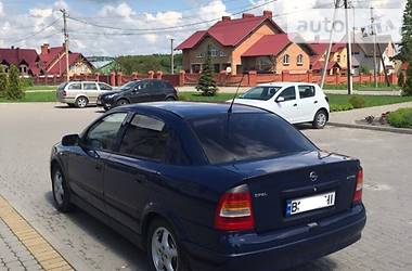 Седан Opel Astra 2003 в 