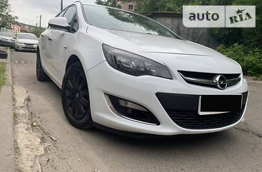 Універсал Opel Astra 2012 в 