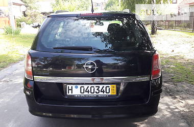Універсал Opel Astra 2008 в Нововолинську