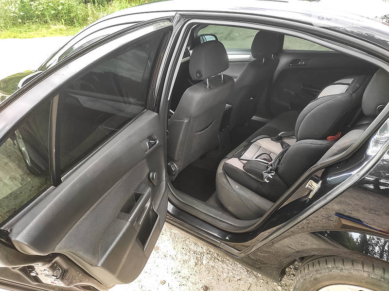 Седан Opel Astra 2008 в Днепре фото 17 Седан Opel Astra 2008 в Днепре