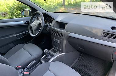 Універсал Opel Astra 2006 в 
