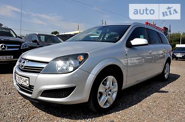 Універсал Opel Astra 2010 в 