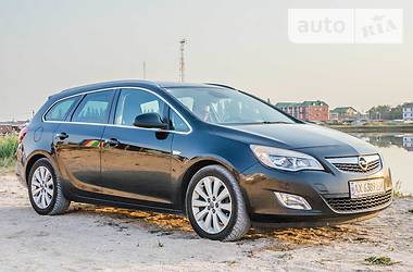 Универсал Opel Astra 2011 в Харькове