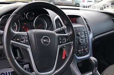 Універсал Opel Astra 2013 в 