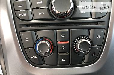 Універсал Opel Astra 2013 в 