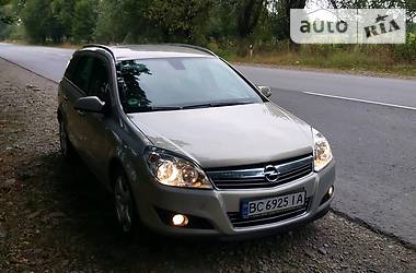 Универсал Opel Astra 2008 в Ивано-Франковске