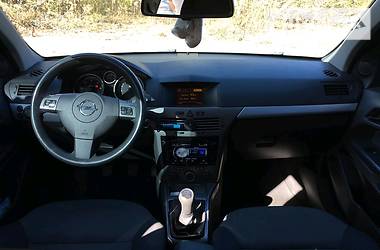 Универсал Opel Astra 2005 в Тернополе