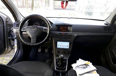 Универсал Opel Astra 2006 в Стрые