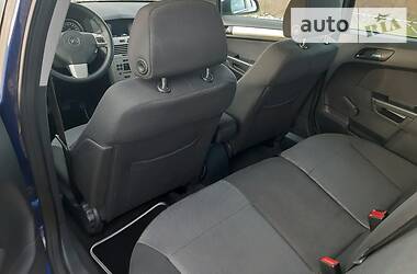 Универсал Opel Astra 2009 в Калуше