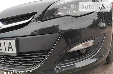 Универсал Opel Astra 2014 в Львове