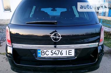 Універсал Opel Astra 2010 в Стрию