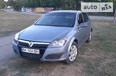 Хэтчбек Opel Astra 2005 в Александрие