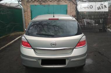 Хетчбек Opel Astra 2008 в 