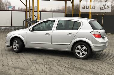 Хэтчбек Opel Astra 2005 в Хмельницком