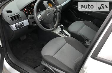 Хэтчбек Opel Astra 2005 в Хмельницком