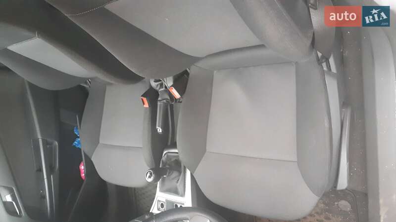 Хетчбек Opel Astra 2012 в Новому Розділі