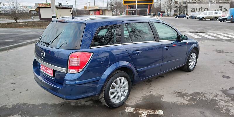 Универсал Opel Astra 2008 в Харькове