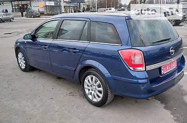Универсал Opel Astra 2008 в 
