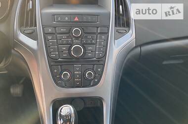 Універсал Opel Astra 2015 в 