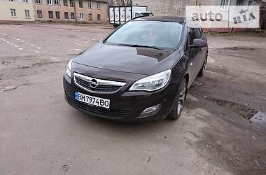 Універсал Opel Astra 2012 в 
