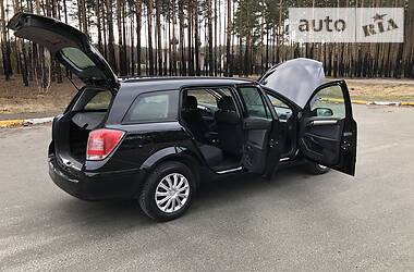 Універсал Opel Astra 2008 в 