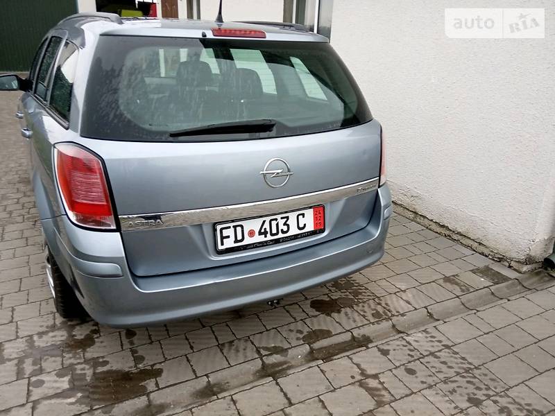 Універсал Opel Astra 2006 в Львові