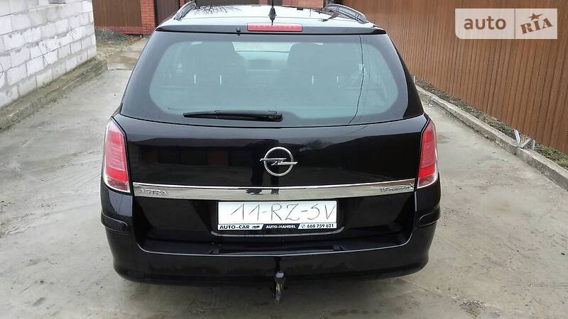 Універсал Opel Astra 2005 в Луцьку