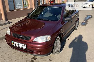 Седан Opel Astra 2007 в 