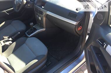 Універсал Opel Astra 2006 в 