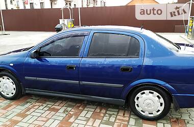 Седан Opel Astra 2005 в Броварах