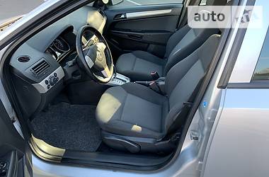 Універсал Opel Astra 2008 в 