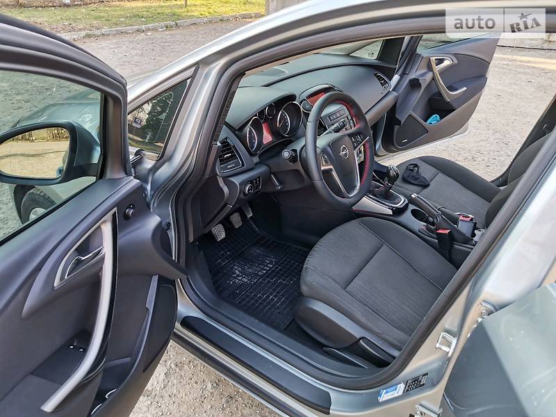 Хетчбек Opel Astra 2011 в Івано-Франківську фото 11 Хетчбек Opel Astra 2011 в Івано-Франківську