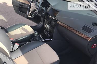 Універсал Opel Astra 2008 в 