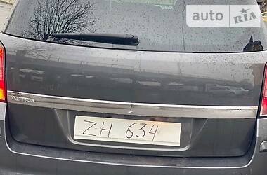 Універсал Opel Astra 2010 в 