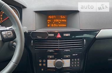 Універсал Opel Astra 2010 в 