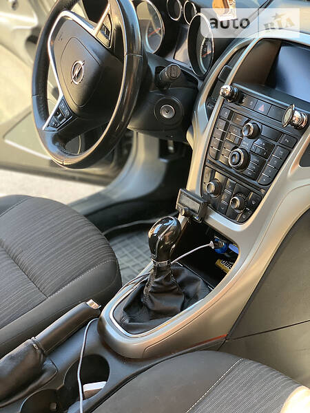 Універсал Opel Astra 2012 в Хусті фото 43 Універсал Opel Astra 2012 в Хусті