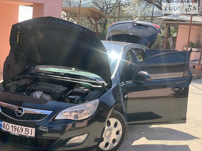 Універсал Opel Astra 2012 в Хусті фото 20 Універсал Opel Astra 2012 в Хусті