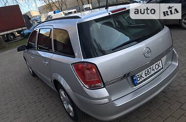 Універсал Opel Astra 2008 в 