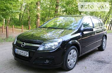 Хетчбек Opel Astra 2005 в 