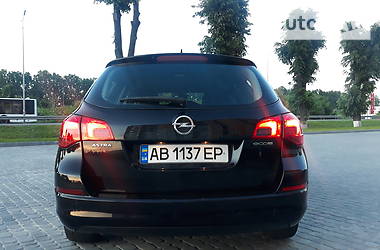 Універсал Opel Astra 2011 в 