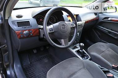 Універсал Opel Astra 2005 в 