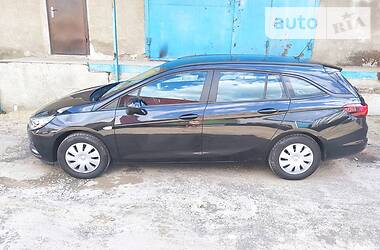 Універсал Opel Astra 2016 в 