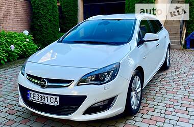 Универсал Opel Astra 2013 в Черновцах