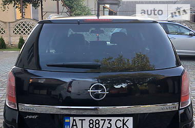 Універсал Opel Astra 2005 в 