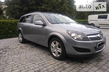 Универсал Opel Astra 2010 в Ковеле