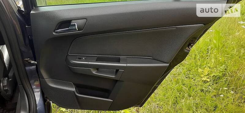 Універсал Opel Astra 2010 в Тлумачі фото 17 Універсал Opel Astra 2010 в Тлумачі