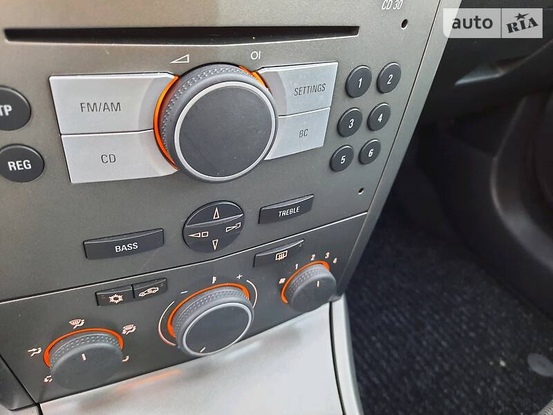 Універсал Opel Astra 2006 в Полтаві фото 29 Універсал Opel Astra 2006 в Полтаві